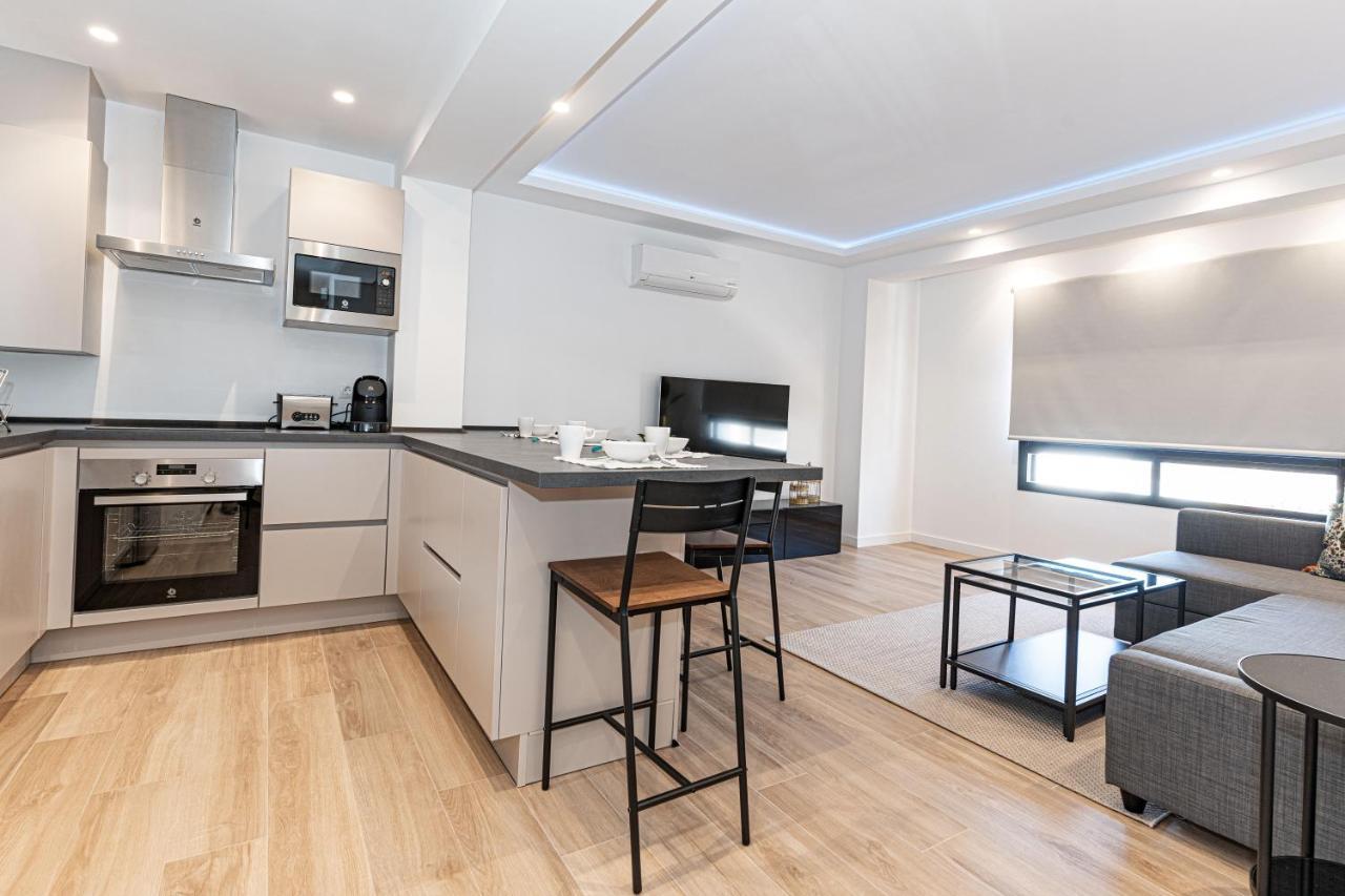 Acogedor Apartamento En Estepona Centro By Rent Me エクステリア 写真