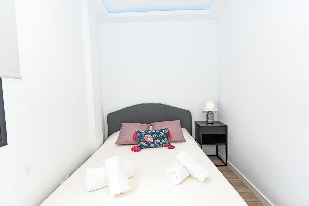 Acogedor Apartamento En Estepona Centro By Rent Me エクステリア 写真