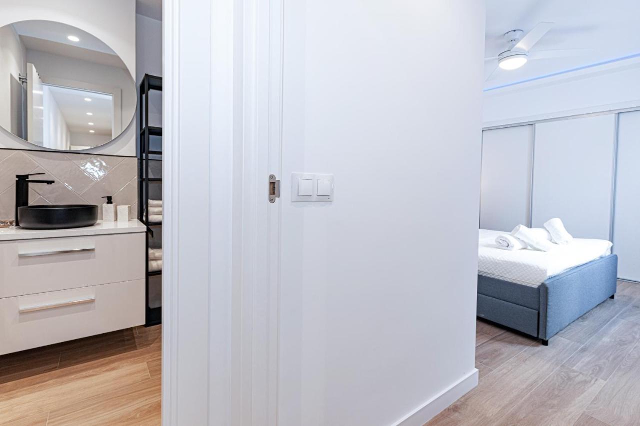 Acogedor Apartamento En Estepona Centro By Rent Me エクステリア 写真